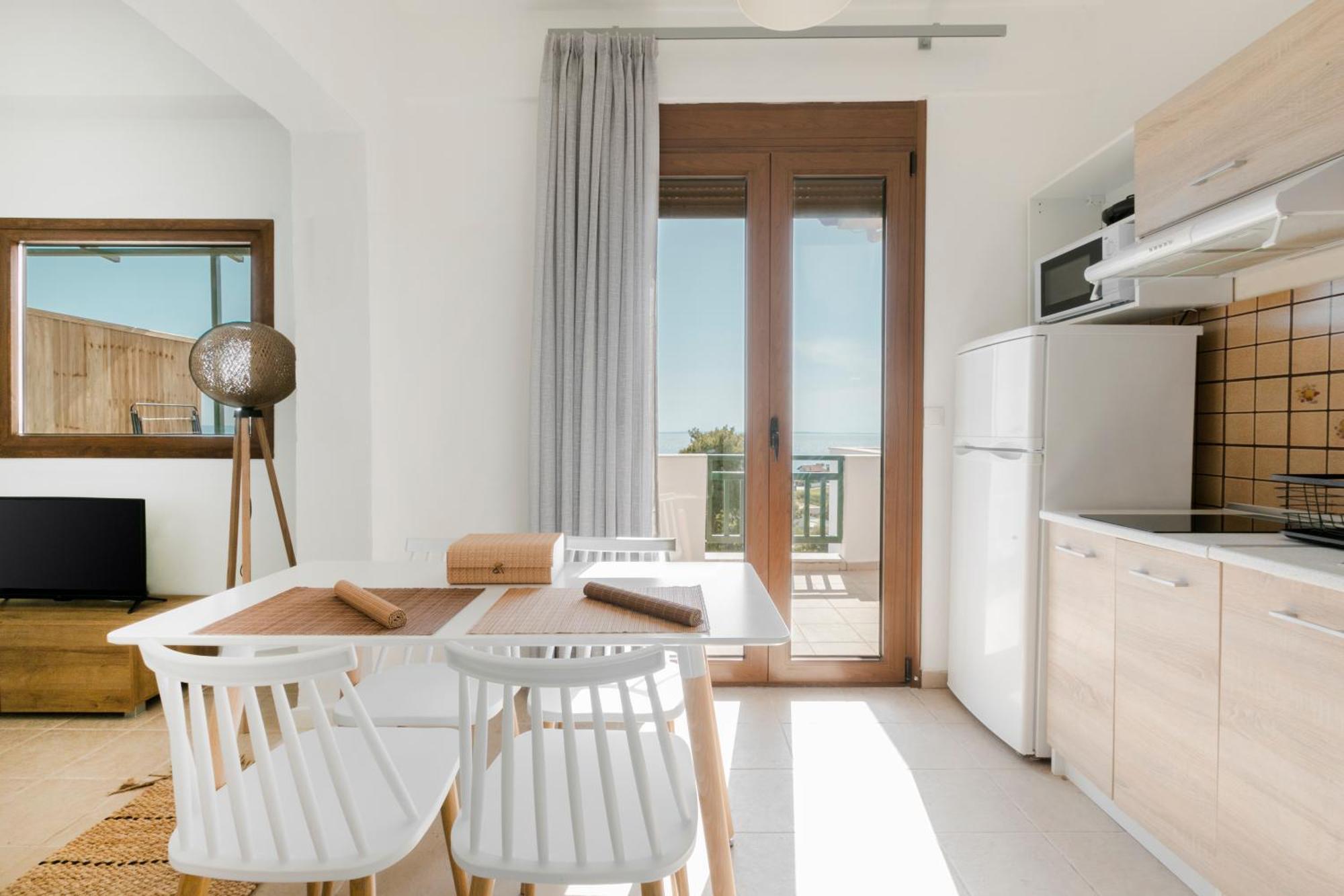 Pine In The Sea Nikiti-Sithonia Apartment Екстериор снимка